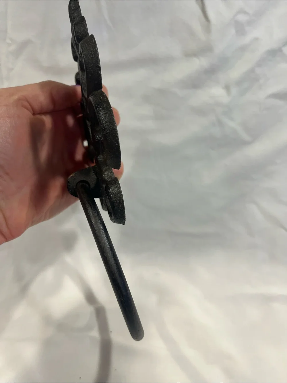 Black Decorative Iron Wall Ring Towel Holder